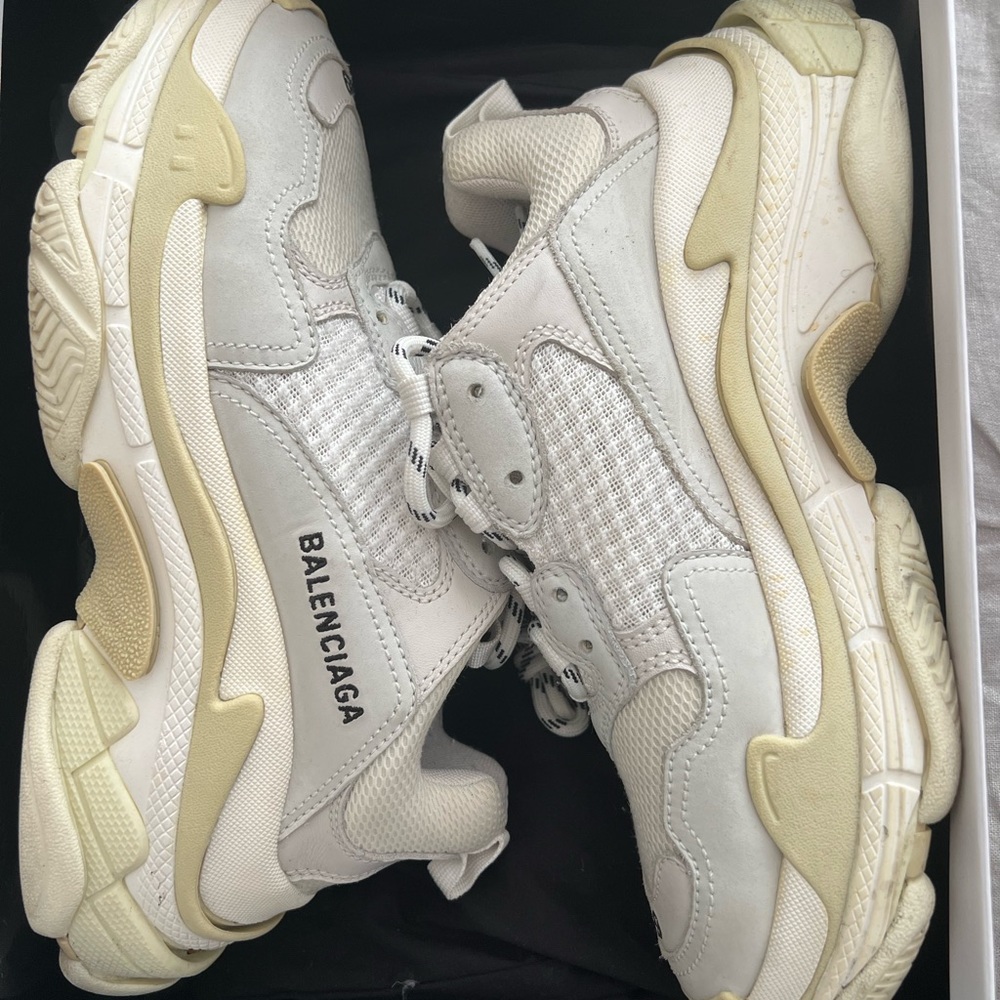 Balenciaga triple S 39